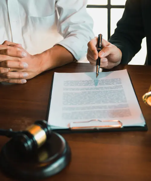 Abogados de Justo Proceso trabajando en caso de Juzgado de Polic&acu&iacute;a Local